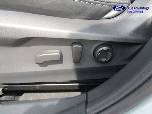 Used 2025 Subaru Outback Limited AWD/4WD image 21