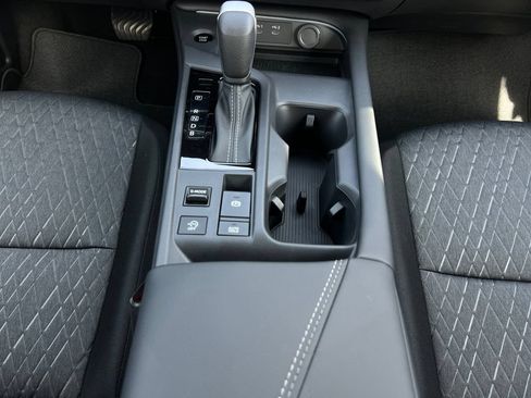 New 2026 Nissan Sentra SV w/ SV Convenience Package FWD image 12