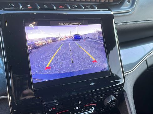 Used 2021 Jeep Grand Cherokee L Laredo image 16