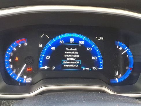 Used 2022 Toyota Corolla Cross XLE w/ Convenience Package image 9