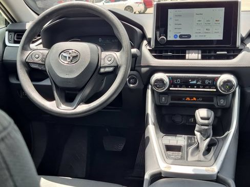 Used 2025 Toyota RAV4 XLE FWD image 14