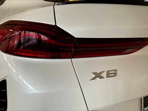 New 2026 BMW X6 xDrive40i w/ Climate Comfort Package image 14