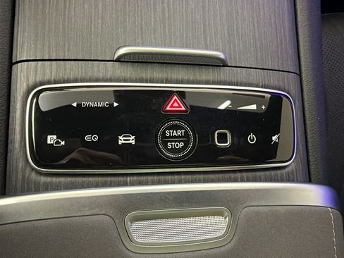 Used 2022 Mercedes-Benz EQS 580 4MATIC Sedan image 17