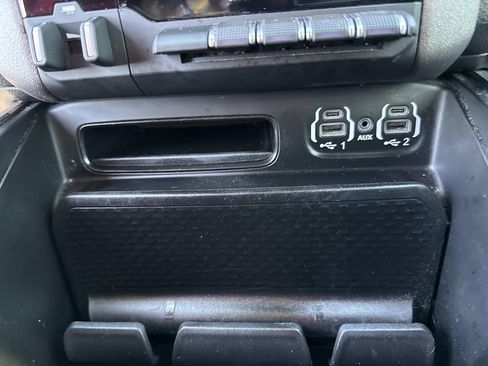 Used 2021 RAM 1500 Big Horn w/ Built-to-serve Edition image 34