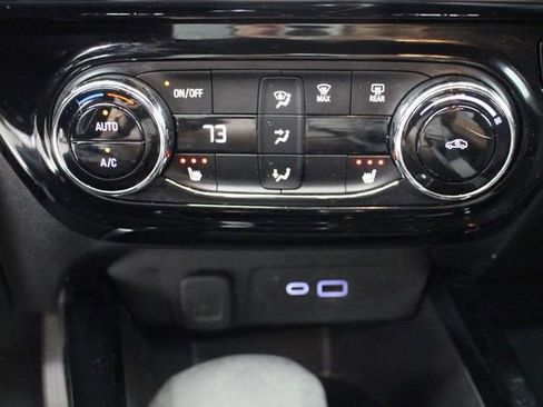 Used 2024 Chevrolet Trax RS w/ Driver Confidence Package FWD image 30