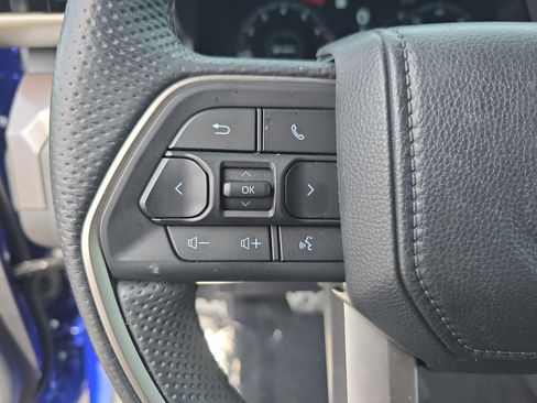 Used 2024 Toyota Tacoma TRD Sport image 16