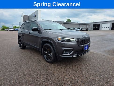 Used 2023 Jeep Cherokee Altitude Lux AWD/4WD image 9