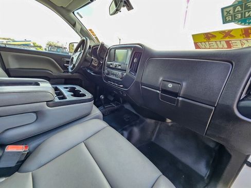 Used 2016 Chevrolet Silverado 2500 W/T AWD/4WD image 16