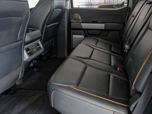 Used 2025 Ford F250 Lariat AWD/4WD image 38