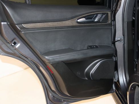 Used 2022 Alfa Romeo Stelvio Ti image 53