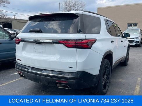 Used 2023 Chevrolet Traverse Premier w/ Redline Edition image 3