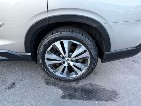 Used 2019 Subaru Ascent Limited image 12