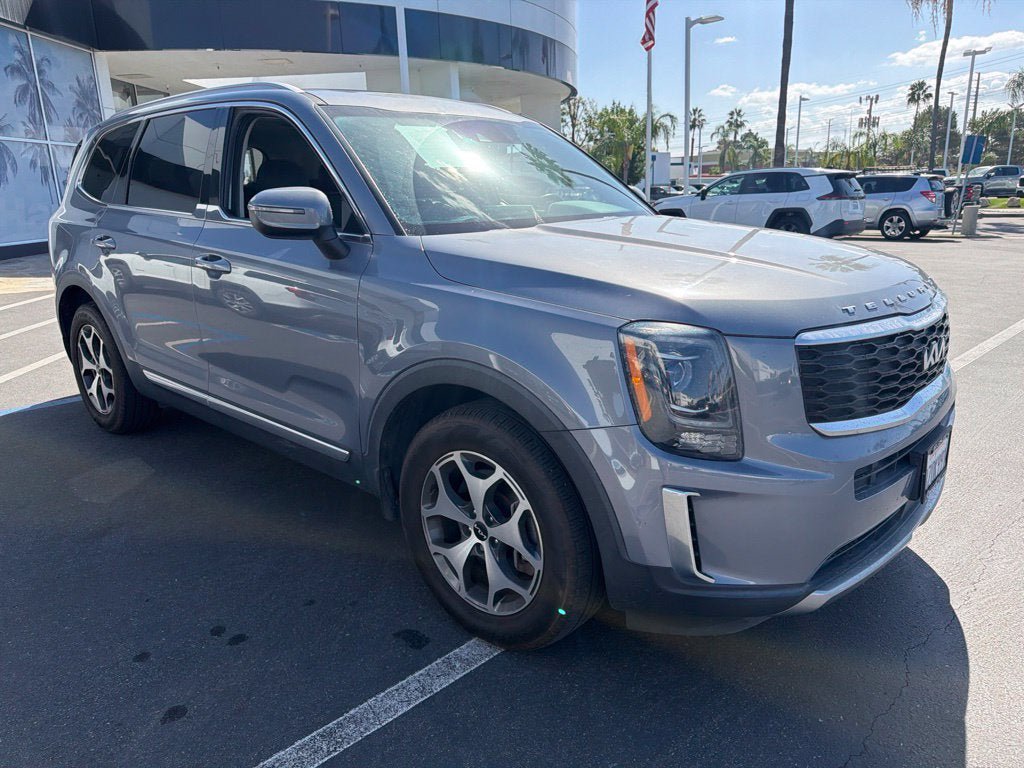 Used 2022 Kia Telluride EX FWD image 4