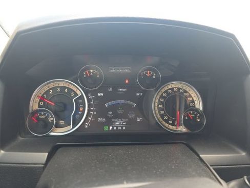 Used 2018 RAM 2500 Laramie w/ Sport Appearance Group AWD/4WD image 16