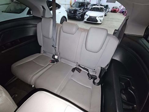 Used 2021 Honda Odyssey EX-L image 11