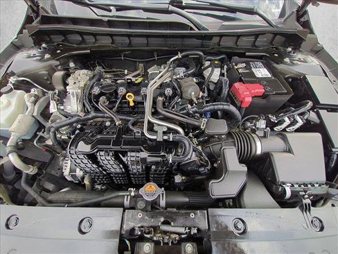 Used 2024 Nissan Altima 2.5 SV image 22