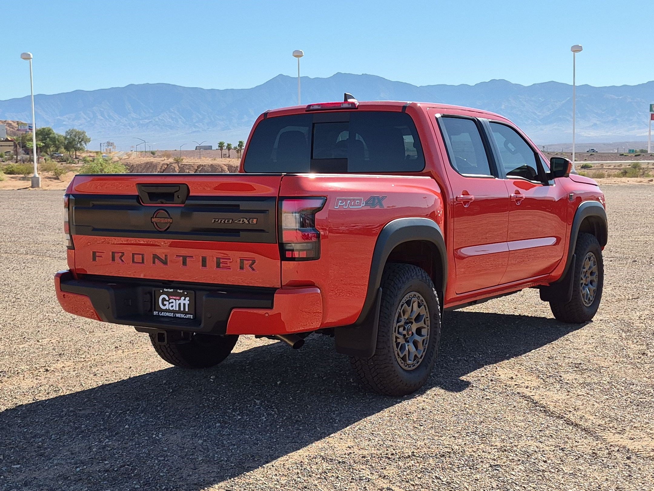 Used 2026 Nissan Frontier PRO-4X w/ Pro-4x Convenience Package AWD/4WD image 3