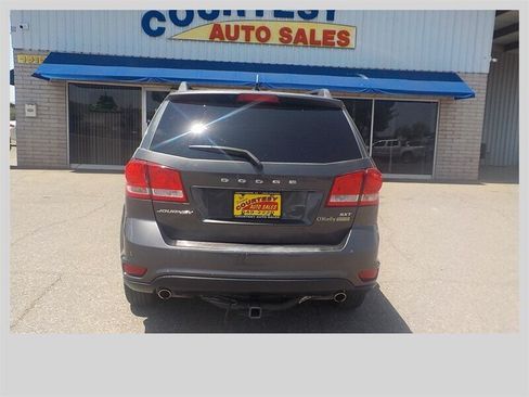 Used 2015 Dodge Journey SXT w/ Flexible Seating Group FWD image 7