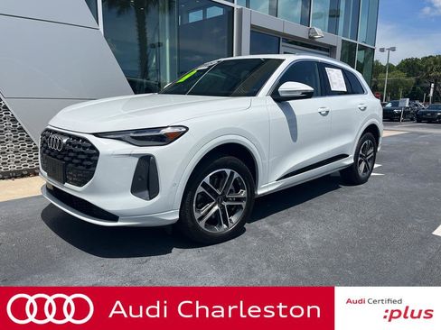 Used 2025 Audi Q5 Premium Plus w/ Premium Plus AWD/4WD image 1