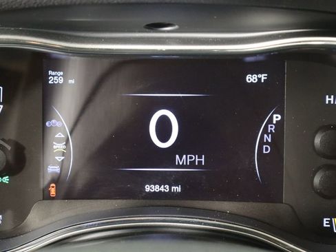 Used 2019 Jeep Grand Cherokee Limited w/ Trailer Tow Group IV image 41