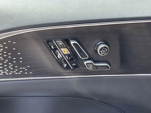 New 2026 Cadillac Lyriq V w/ LPO, Red Accent Package image 17