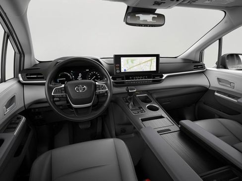 New 2026 Toyota Sienna XLE FWD image 4
