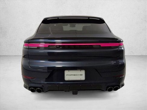 New 2026 Porsche Cayenne S image 9