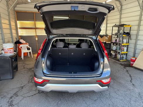Used 2026 Kia Niro LX FWD image 28