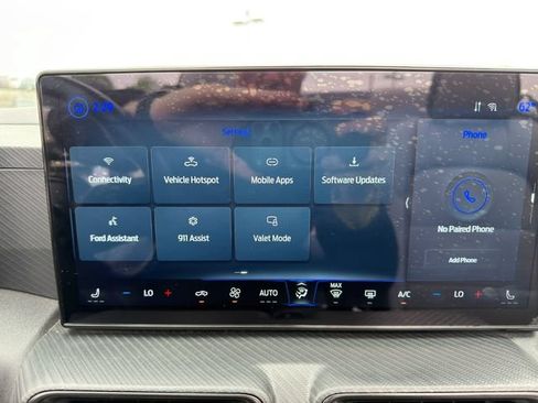 Used 2024 Ford Mustang Convertible RWD image 30