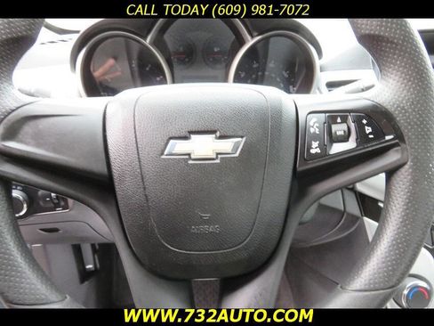 Used 2012 Chevrolet Cruze LS w/ Connectivity Package image 26