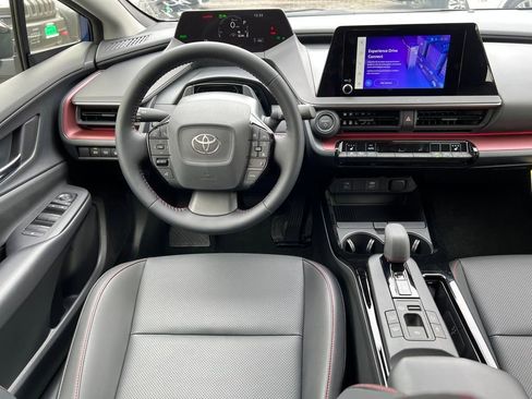 New 2026 Toyota Prius Plug-In Hybrid FWD image 32