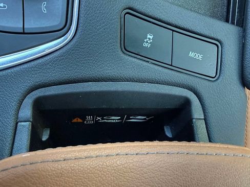 Used 2023 Cadillac XT5 Premium Luxury w/ Technology Package AWD/4WD image 24