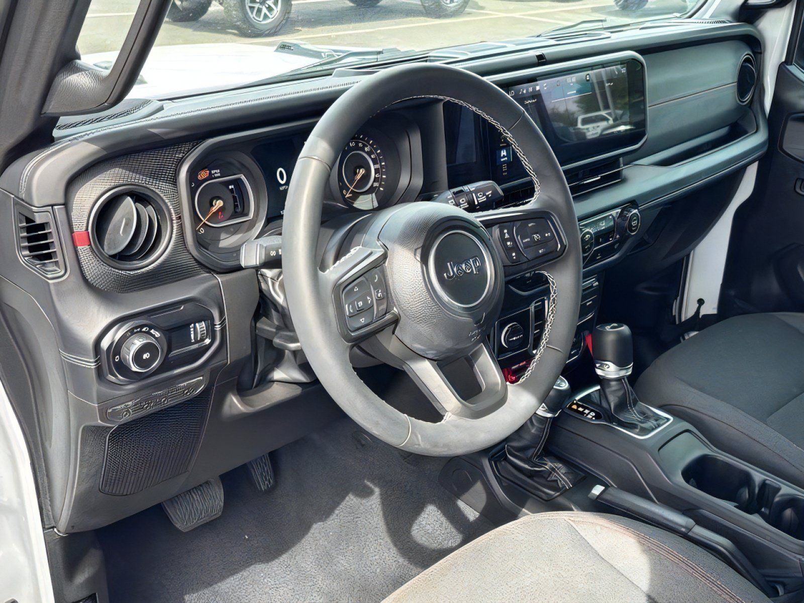 Used 2025 Jeep Wrangler Unlimited Rubicon w/ Steel Bumper Group AWD/4WD image 20