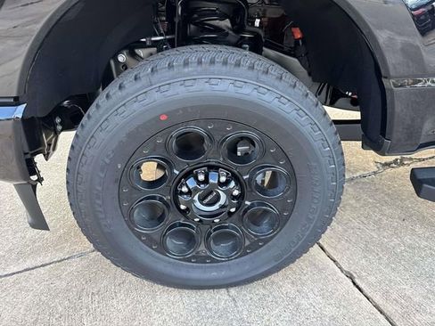 New 2026 Ford F250 Lariat w/ Black Appearance Package image 6