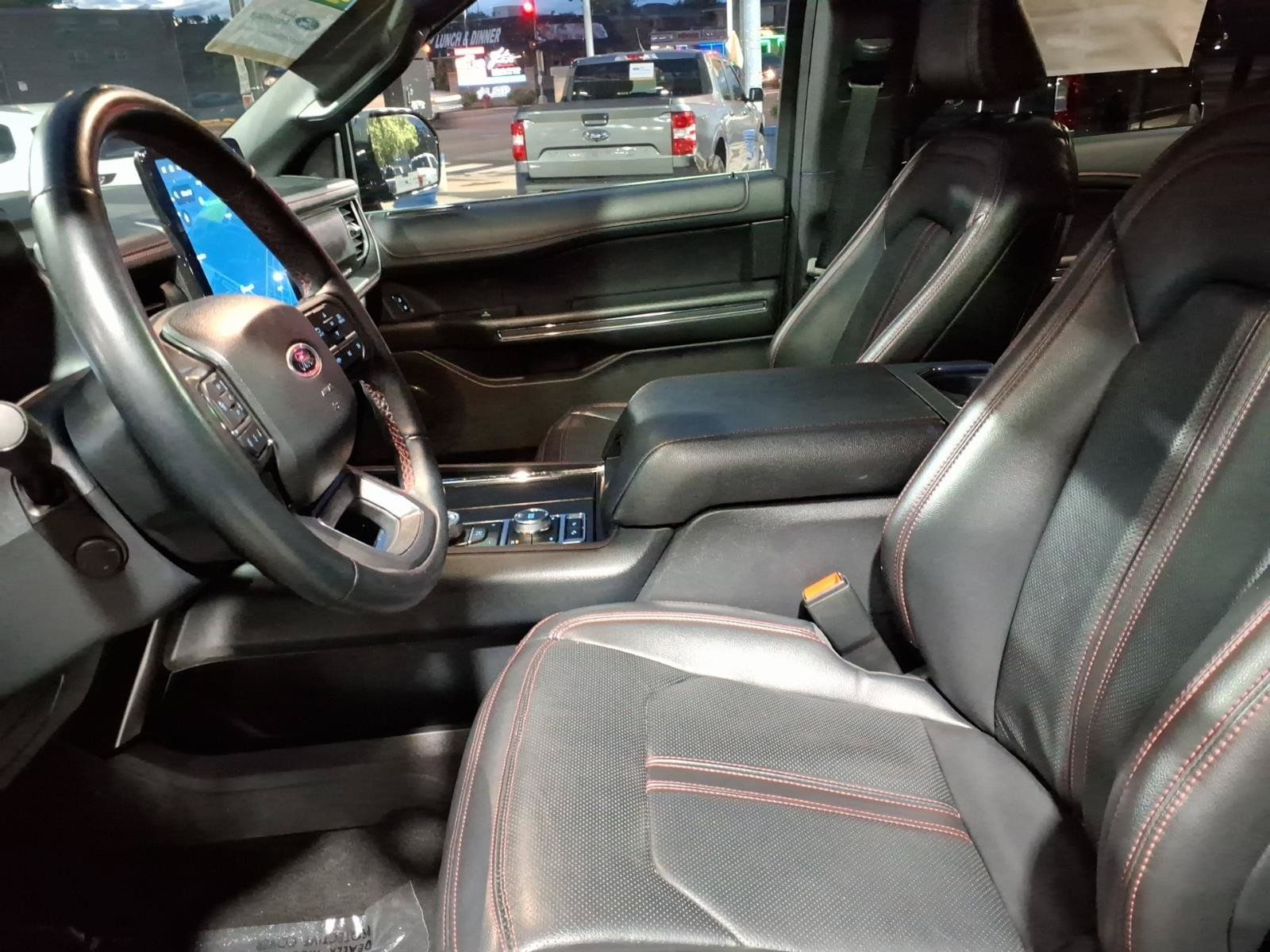 Certified 2023 Ford Expedition Limited AWD/4WD image 11
