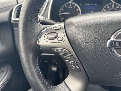 Used 2019 Nissan Murano SV w/ Premium Package image 20