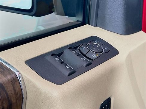 Used 2019 Ford F150 Lariat image 19