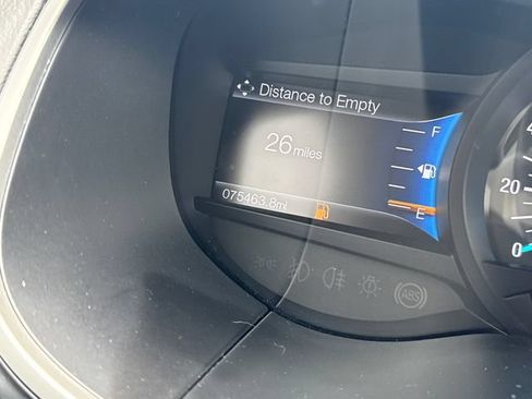 Used 2017 Ford Edge SEL w/ Equipment Group 201A AWD/4WD image 18