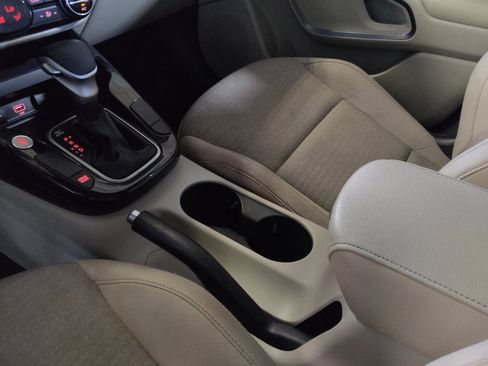 Used 2022 Kia Soul S FWD image 26