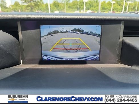 Used 2017 Lexus IS 200t RWD image 17