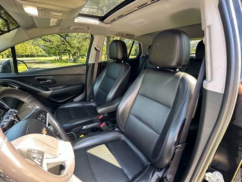 Used 2019 Chevrolet Trax Premier image 10