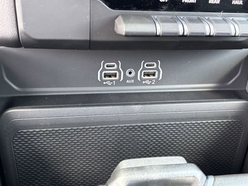 New 2026 RAM 1500 Express AWD/4WD image 20