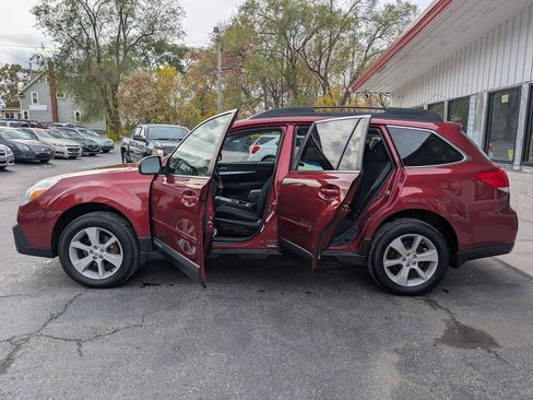 Used 2014 Subaru Outback 2.5i Premium image 5