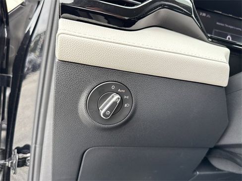 Used 2025 Volkswagen Taos S image 25