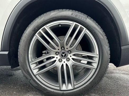 New 2026 Mercedes-Benz GLS 450 4MATIC image 11