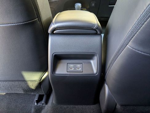 Used 2025 Toyota Corolla XLE image 25