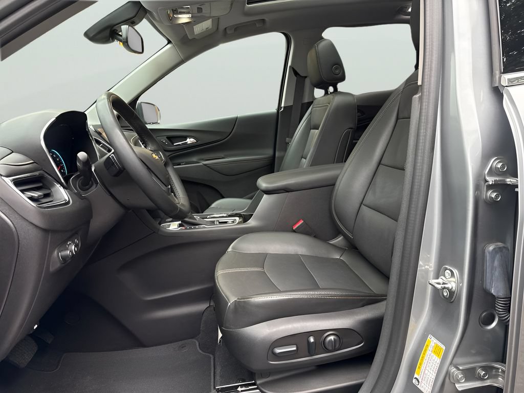 Used 2024 Chevrolet Equinox Premier AWD/4WD image 12