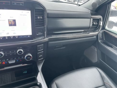 Used 2023 Ford F250 Lariat w/ Chrome Package image 29