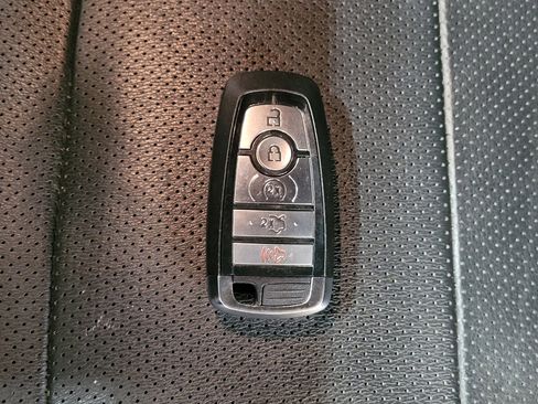 Used 2018 Ford Mustang Premium image 32