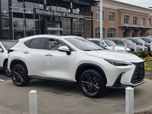 Used 2022 Lexus NX 450h+ AWD w/ Vision Package image 11